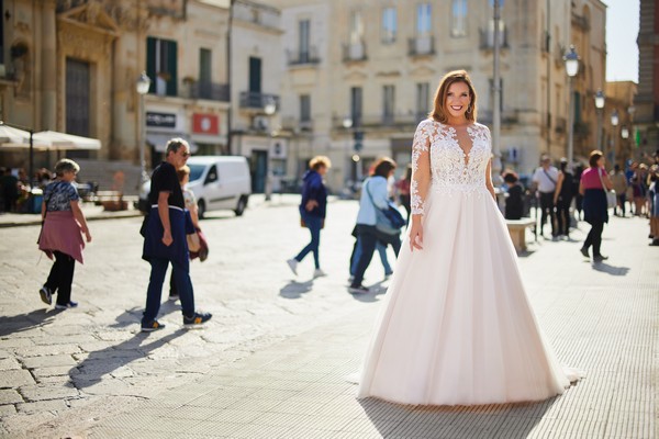 Brautkleid curvy mit Ärmeln