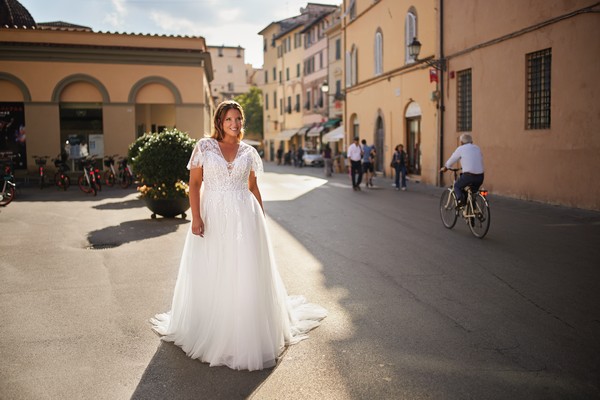 Brautkleid curvy von Tres Chic