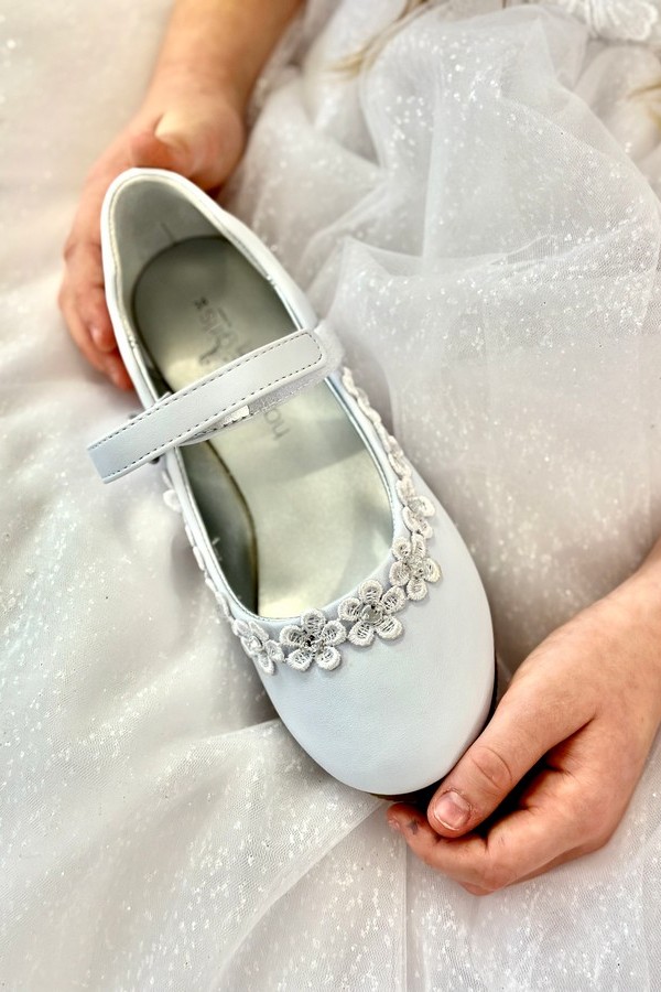 Kommunionschuhe weiß mit Blumen
