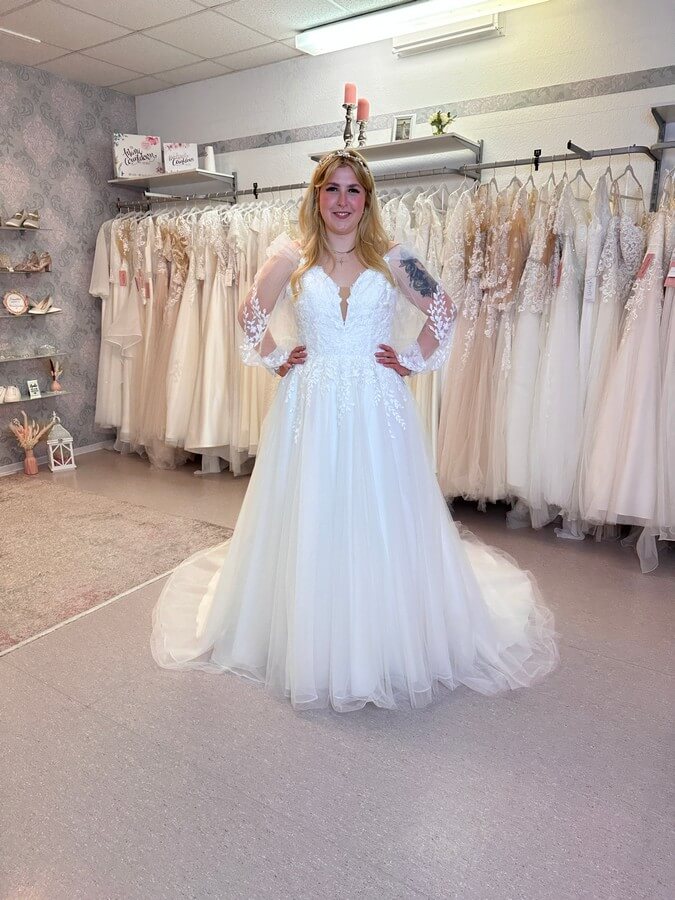 Brautkleid Plussize mit abnehmbaren Ärmeln