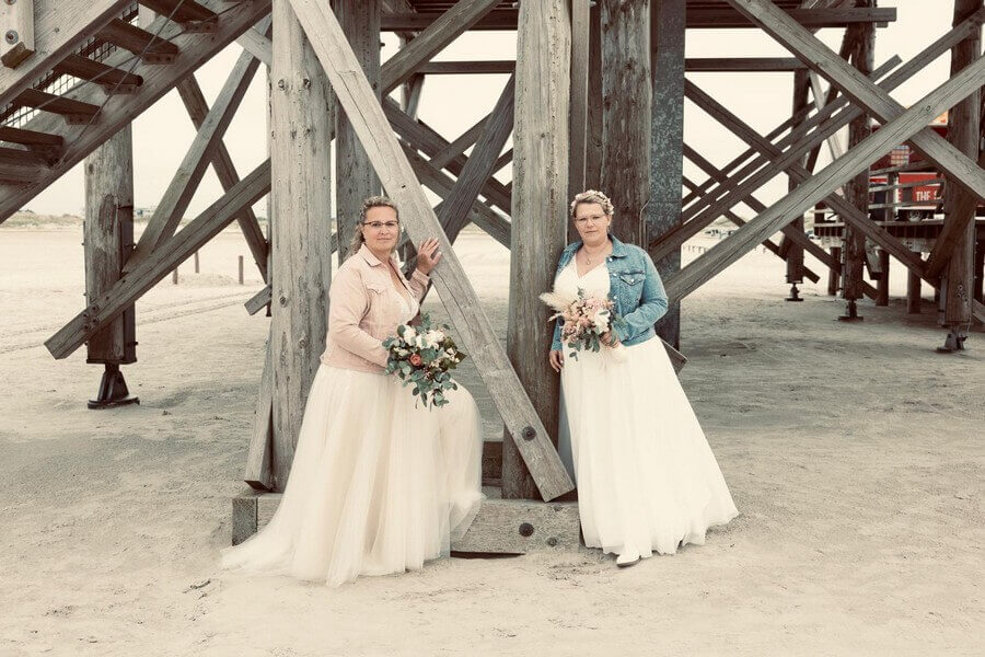 Braut und Braut von Biancas Brautmoden