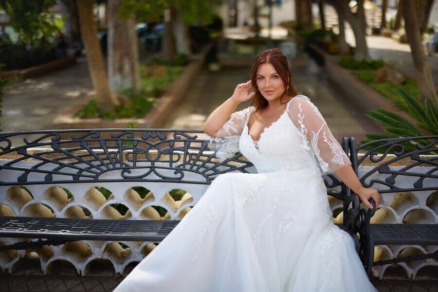 Curvybrautkleid A-Linie Kollektion 2026