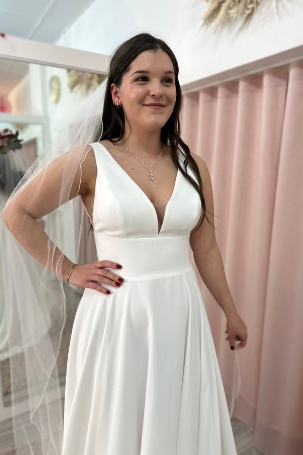 Brautkleid clean von Bianco Evento