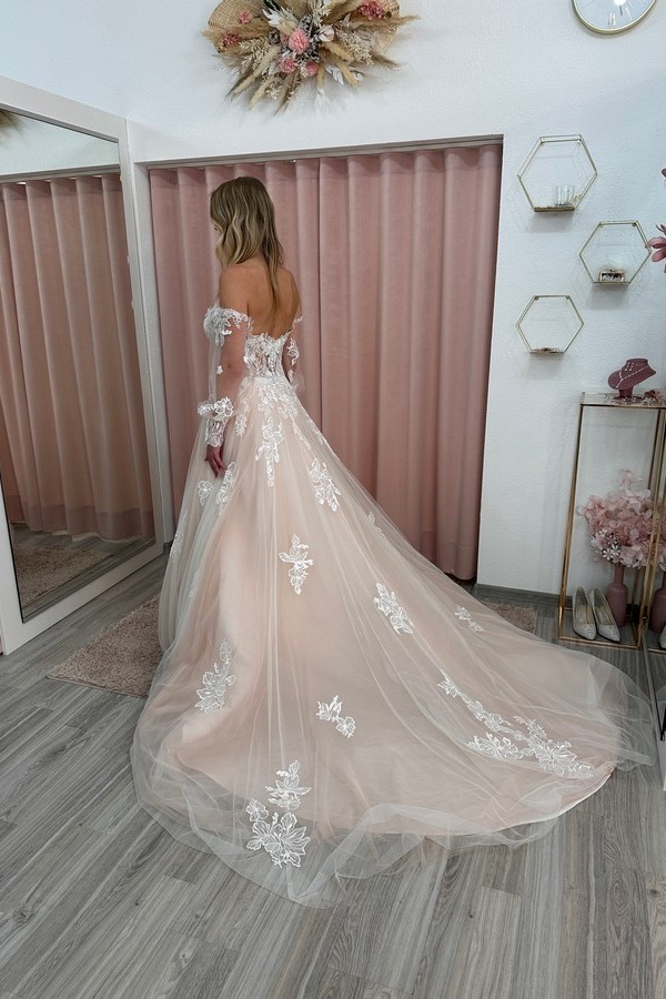 Brautkleid