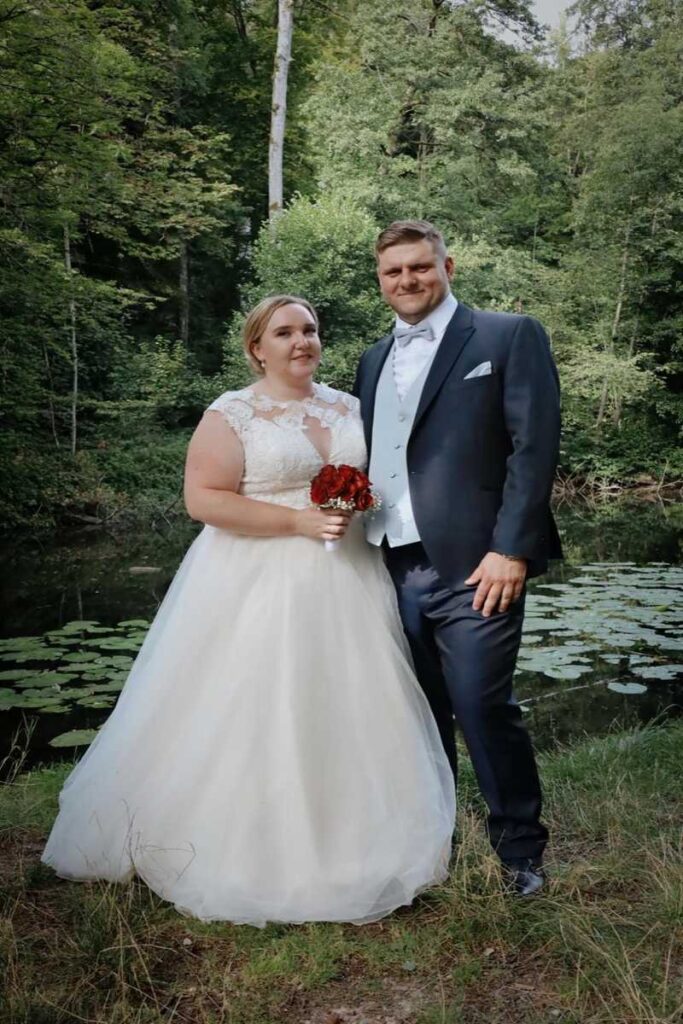 Brautpaar grosse groesse biancas brautmoden.de