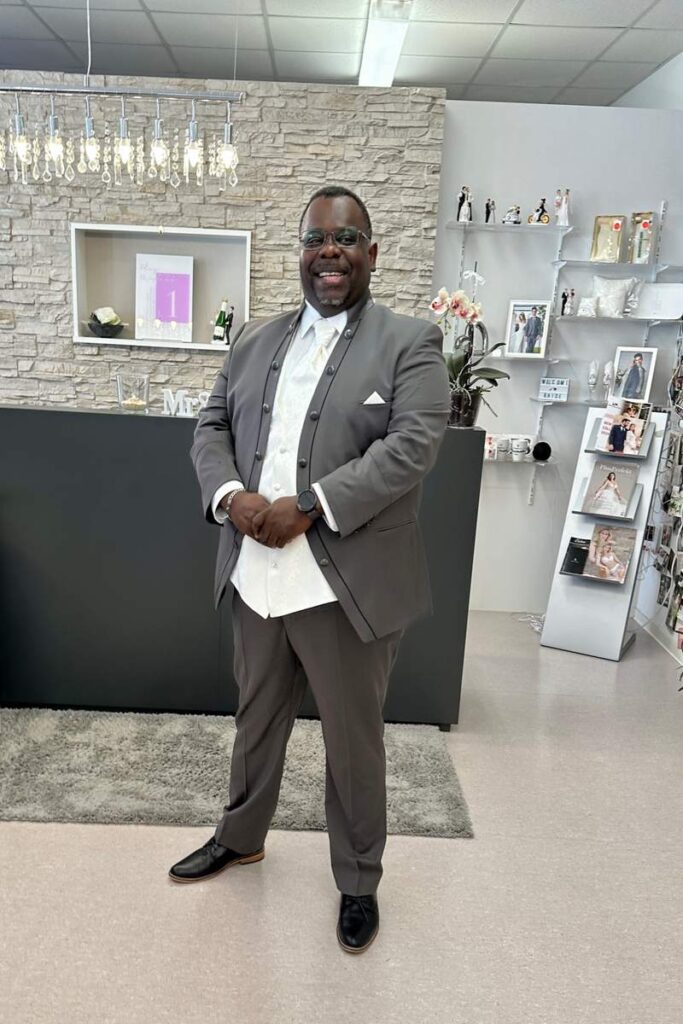 WEB120 B9AEA769 E985 4E60 BF49 56F30B251B23